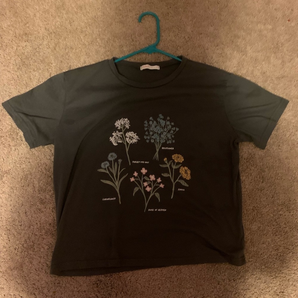 ROMWE top, size medium, gray with flowers, and soft material.